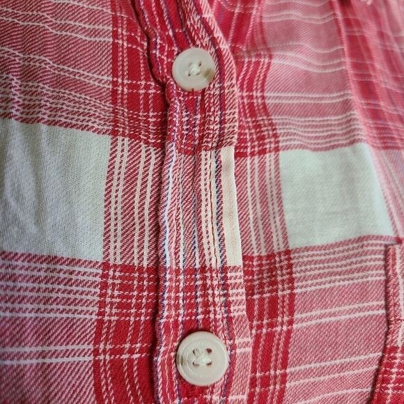 Universal Thread Button Up Shirt - Picture 4 of 8